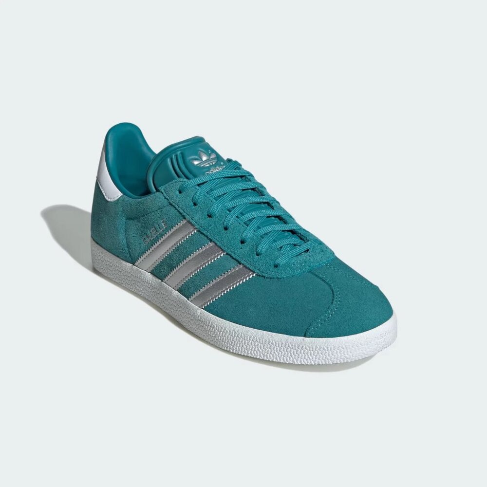 Adidas Women's ARCTIC FUSION SILVER METALLIC Gazelle Sneakers ID7004